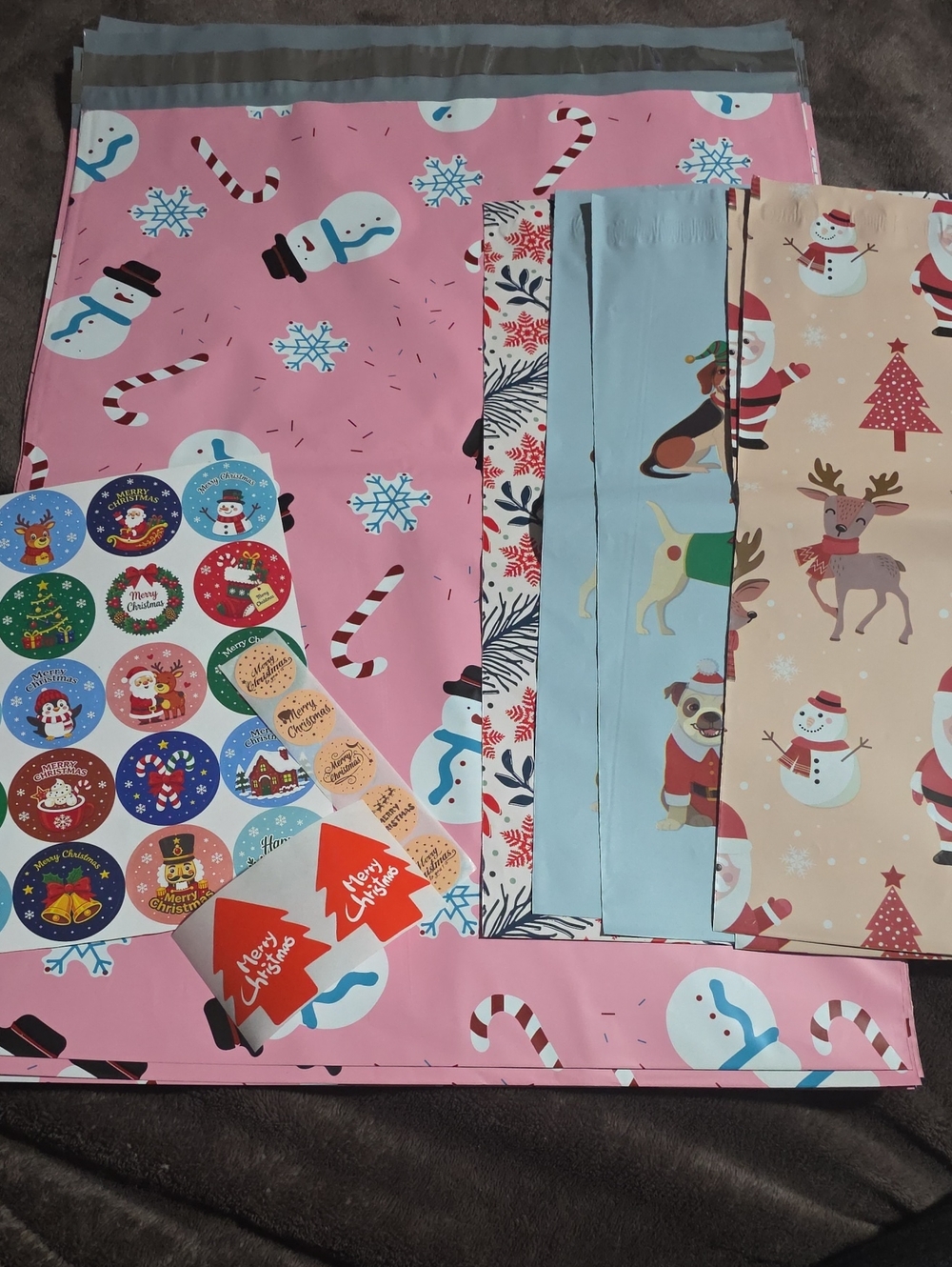 Christmas Shipping Supply Bundle - 15 Holiday Polymailers + Stickers